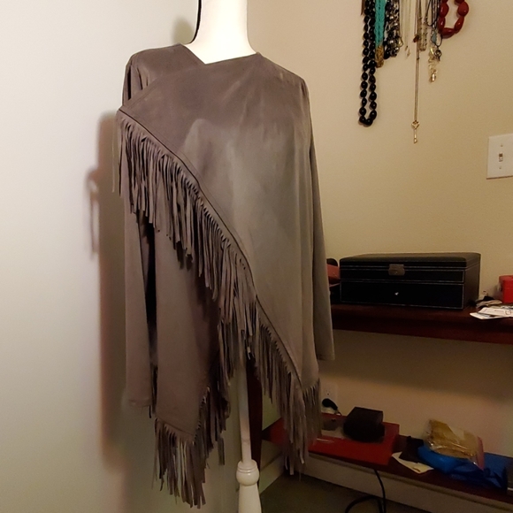 DG2 by Diane Gilman Fringe Waterfall Jacket - Picture 3 of 8